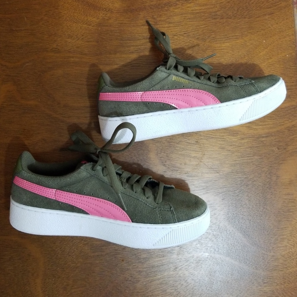 Puma sneakers
